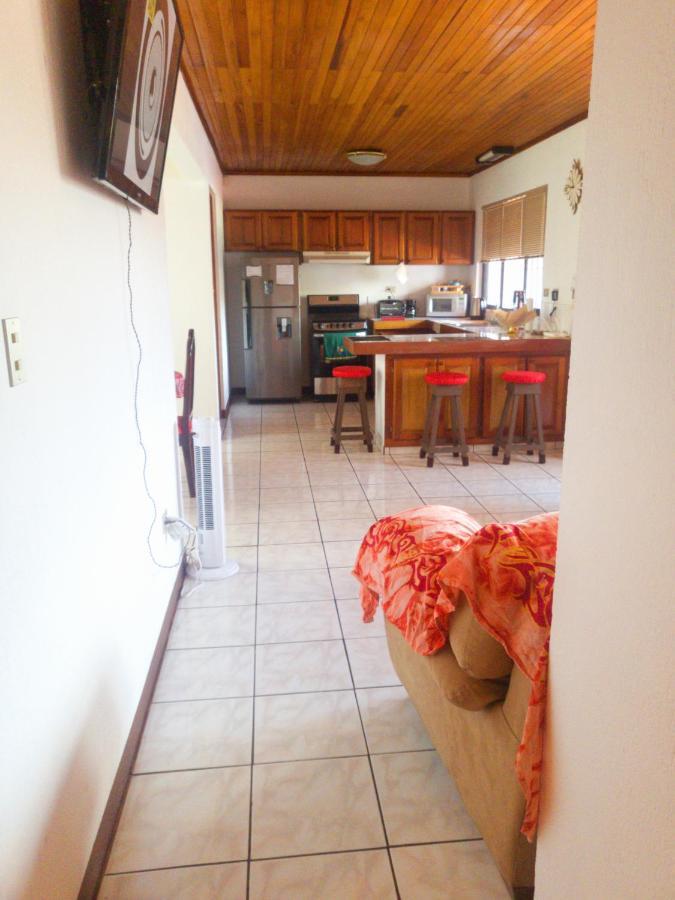 Don Carlos Place Upper Unit Alajuela Luaran gambar